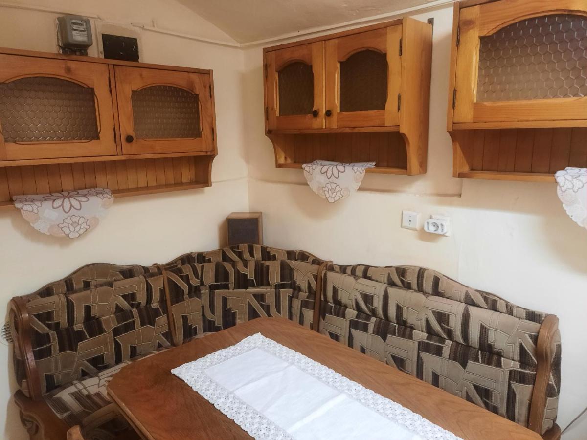 Apartament Pe Malul Raului Bega Timisoara Exterior photo